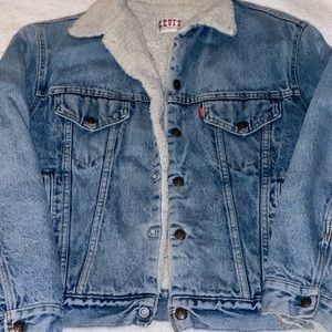 Men’s Vintage Sherpa trucker style jean jacket 1970’s